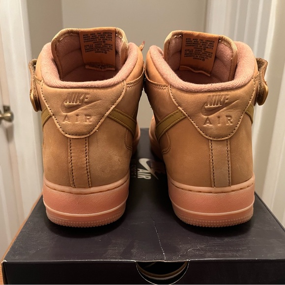 Air Force One - Picture 4 of 6